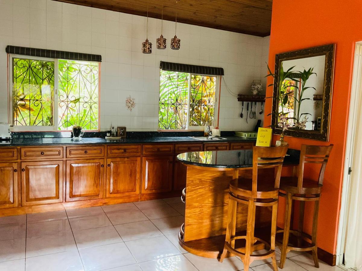 Effie Mountain View Gecko Villa Misere Exterior photo
